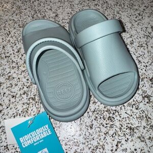 Reef Kids Slide Sandals - Gray